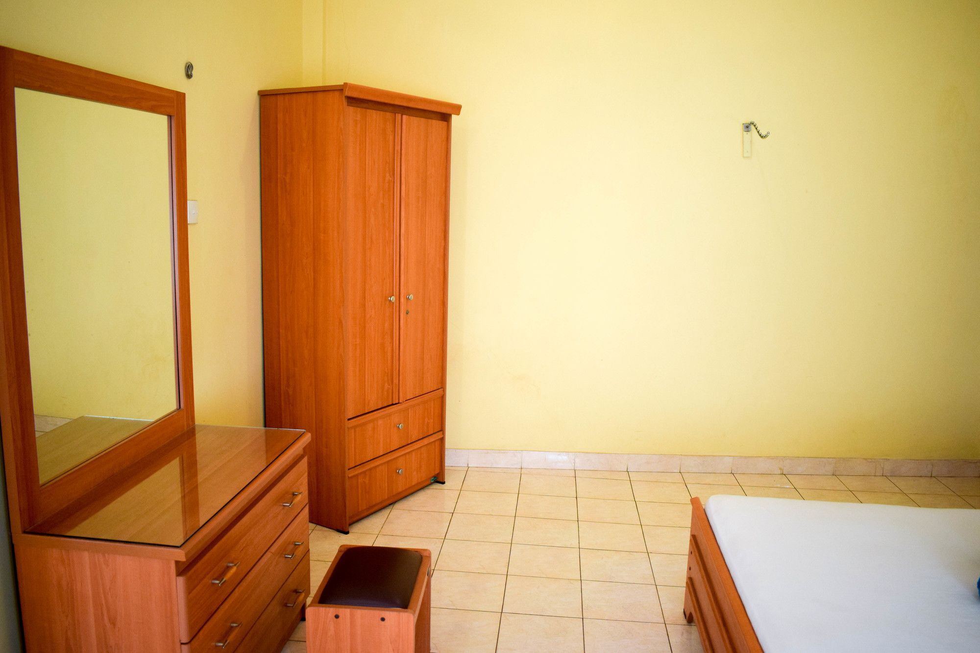 Hotel Red Rose Negombo Esterno foto